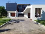 ขาย Pool Villa 3 ชั้น Modern Luxury 250 ตรว. สุขุมวิท 62