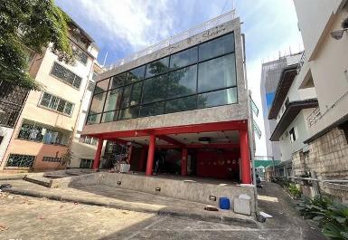 ให้เช่าสำนักงาน2.5ชั้น 900 ตร.ม. ย่านห้วยขวางสุทธิสารดินแดงจอดรถ3