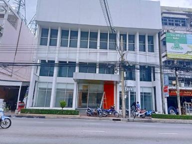 ถนนข้าวสาร 1.5 กม. อาคาร 3 ชั้น ติดถนน 1202 ตร.ม. สนามมวยราชดำเนิ