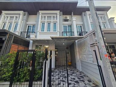 ให้เช่าทาวน์โฮม 2ชั้น โกลเด้นท์ทาวน์3 บางนา สวนหลวง ใกล้ ม.รามคำ