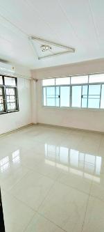 ตลาดทุ่งมังกร 600 ม.17 ตร.ว. 220 ตร.ม.ตลิ่งชัน บรม52-56 สายใต้ใหม