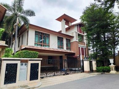ให้เช่าบ้านหรู 450 ตร.ม. 4 นอน บ้านแสนสิริ สุขุมวิท 67 ใกล้ BTSพร