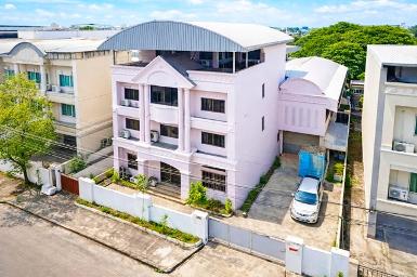  โรงงาน1,202 ตร.ม ตลาดสมบัติบุรี 2.55กม. ถนน 345 ไทวัสดุ 2.9กม. 