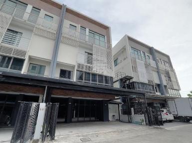 ขายโฮมออฟฟิศ 4 ชั้น 44.6 ตร.ว. DISTRICT เอกมัย-รามอินทรา ใกล้ รพ.