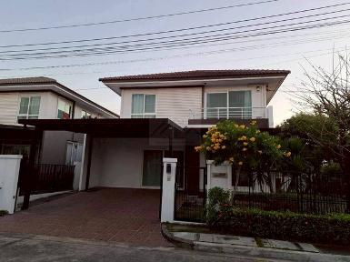 ให้เช่าบ้านเดี่ยว 2 ชั้น หลังมุม 3 ห้องนอน มัณฑนา วงแหวน&ndash;อ่อนนุช 