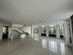 ให้เช่าอาคารออฟฟิศ 4 ชั้น  โครงการบ้านกลางกรุง บางนา-ตราด กม.3 