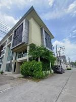 ให้เช่าโฮมออฟฟิต 4 ชั้น ห้องมุม 600 ตรม รามอินทรา ใกล้แฟชั่นไอแลน