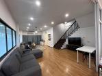 ให้เช่า ทาวน์โฮม 3 ชั้น หมู่บ้านศรีวรา ทาวน์อินทาวน์ ซอยลาดพร้าว9