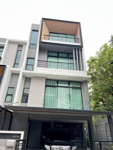  ให้เช่าทาวน์โฮม 3.5 ชั้น ศรีนครินทร์ ร่มเกล้า