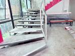 MRTสุทธิสาร 750ม. เช่าร้านอาหาร 2.5ชั้น มีดาดฟ้า 905ตร.ม. ม.หอการ