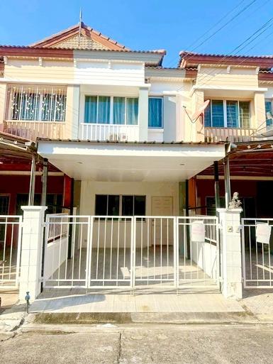 ม.กรุงเทพ 2 กม. 2 นอน 2 น้ำ ตลาดไท 2.5 กม. ตลาดไอยรา 2.8 กม. 