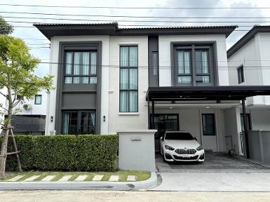 BH3852 ให้เช่า บ้านแฝด 2 ชั้น Grande Pleno สุขุมวิท บางนา
