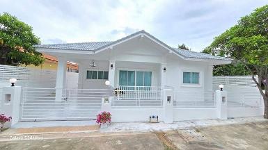 ขายบ้านเดี่ยวพัทยา ซอยเขาน้อยใหม่มือ1 ตกแต่งพร้อมเข้าอยู่ 