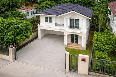  อ่อนนุช73 สุขุมวิท77 ARLบ้านทับช้าง 2.5กม.3นอน บ้านเดี่ยวหรู 2 ช