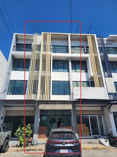 ให้เช่าอาคารพาณิชย์ 4ชั้น 23 ตร.วา 370 ตร.ม ซอยฉลองกรุง 25-35 PT