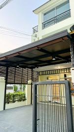 BTSสายหยุด สะพานใหม่ ถ.วัชรพล ทาวน์โฮม 3 ชั้นให้เช่าหลังมุม 3นอน 